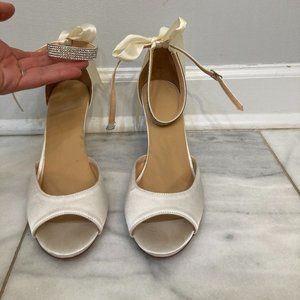 adorable wedding shoes